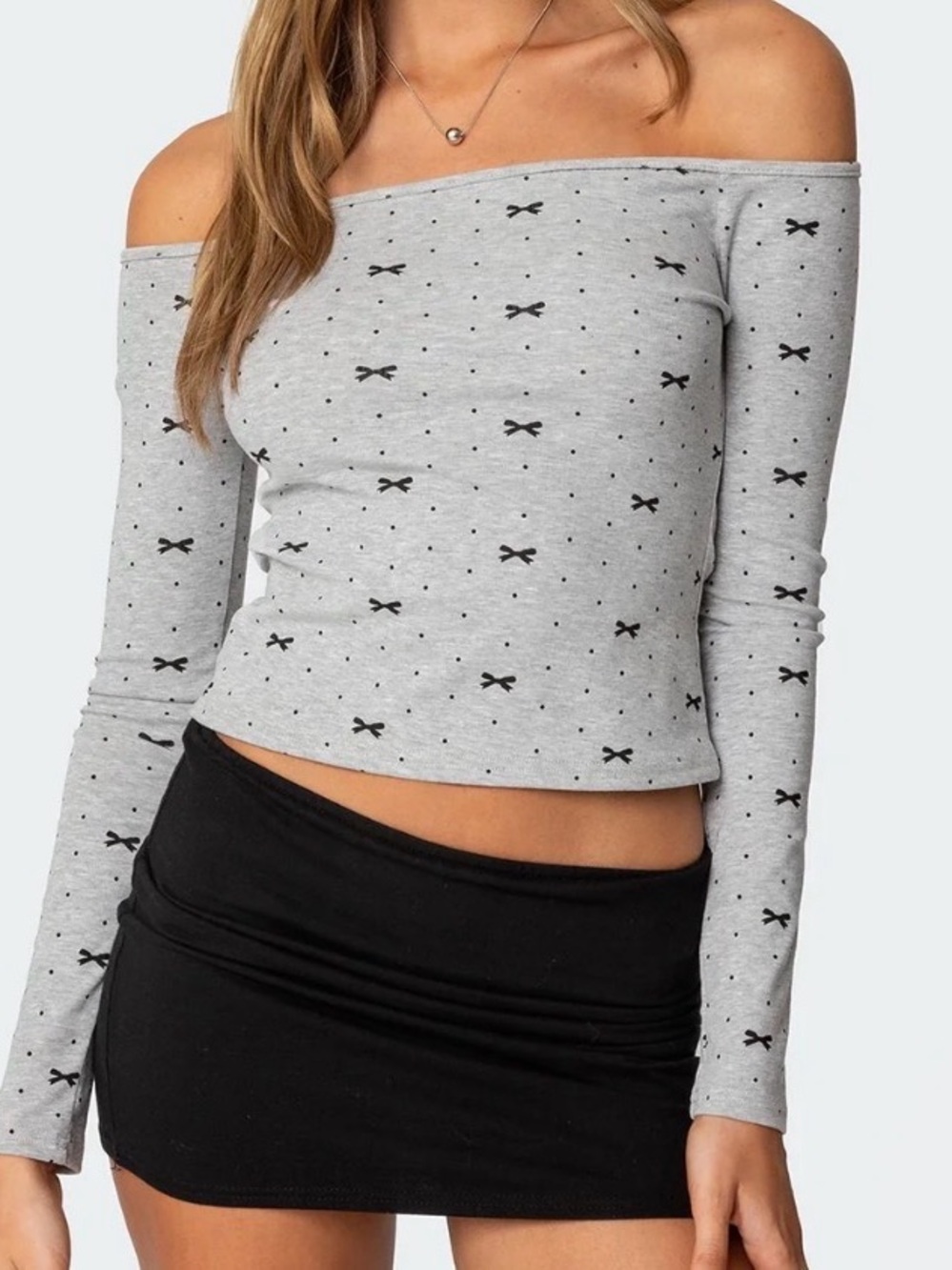 NWOT Never Worn! Edikted Ryna Bows & Dots Off Shoulder Top